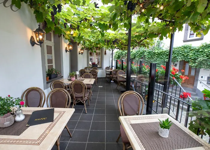 Gaestehaus Auf Der Lay Hotel 2*